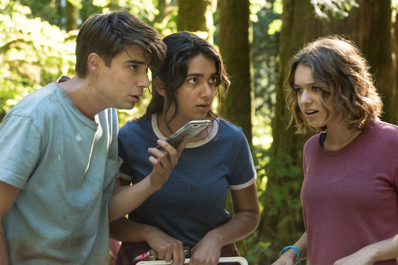 The Package Netflix Review: Gross-Out Teen Comedy Is a Snooze - Thrillist