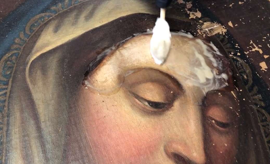 Professional Art Restorer Makes 700 Year Old Paintings Look New Thrillist