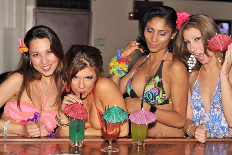 Amateur Teen Striptease - Best Strip Clubs in NYC: Bars, Lounges, Cabarets and More - Thrillist