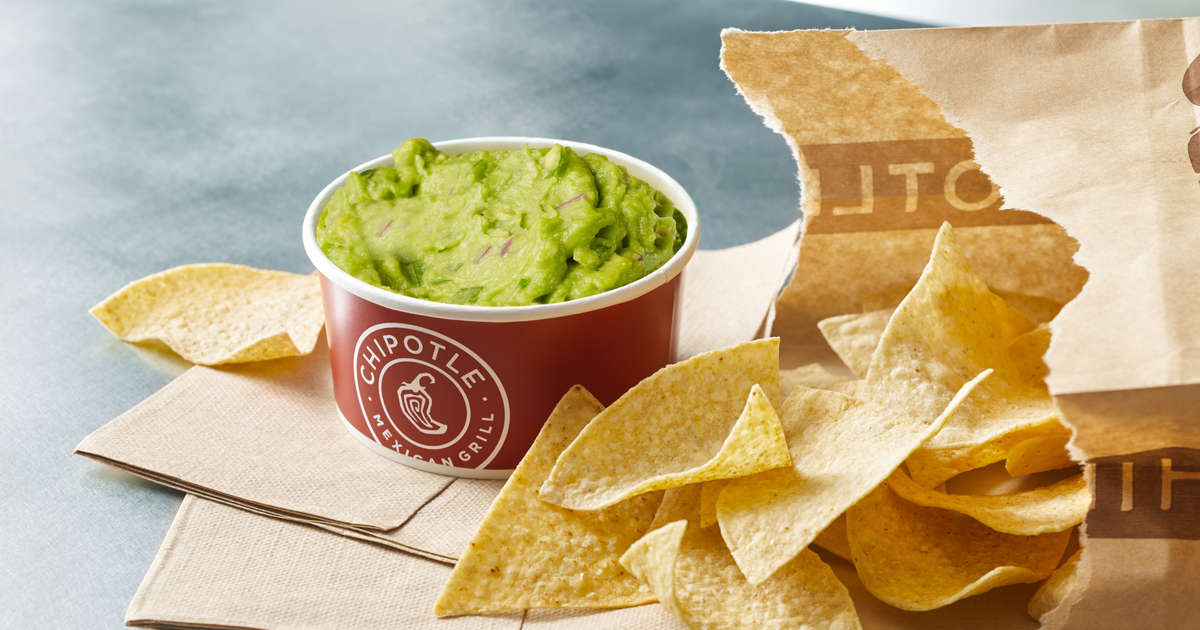 Chipotle Adds Large Guac Size to Menu for National Guacamole Day 2018 - Thrillist