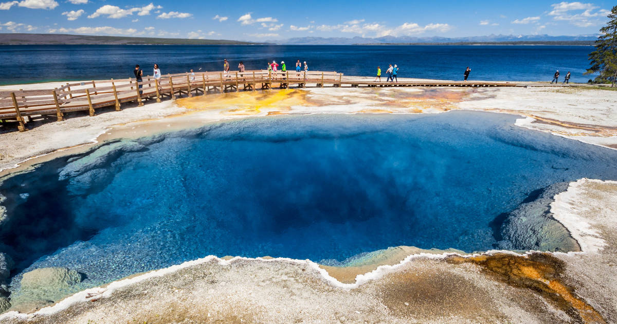 Hiking trails clearance in yellowstone park