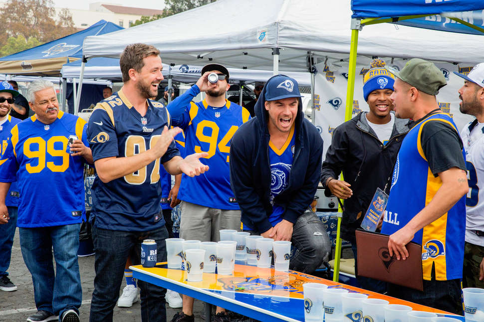 Best Tailgate Games to Play at Your Football Tailgating Party in 2018 ...