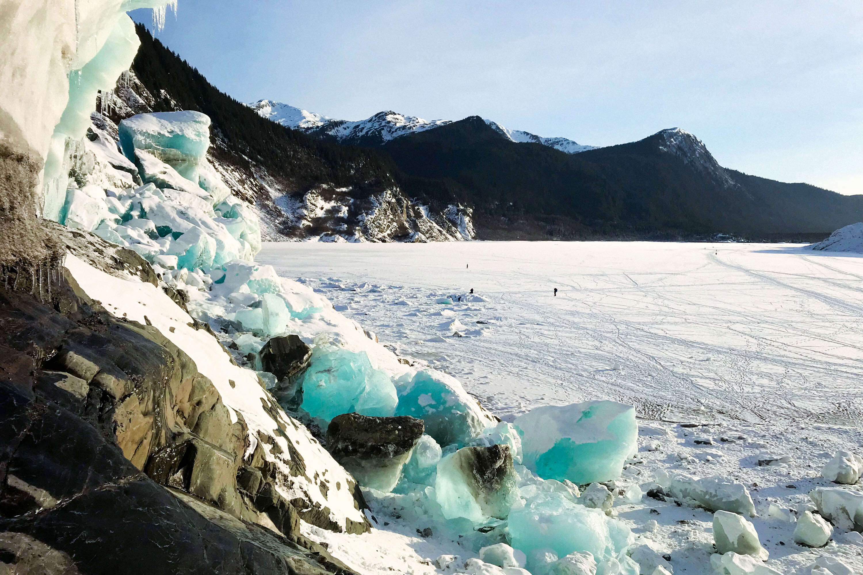 Glaciers along the Mendenhall Trail