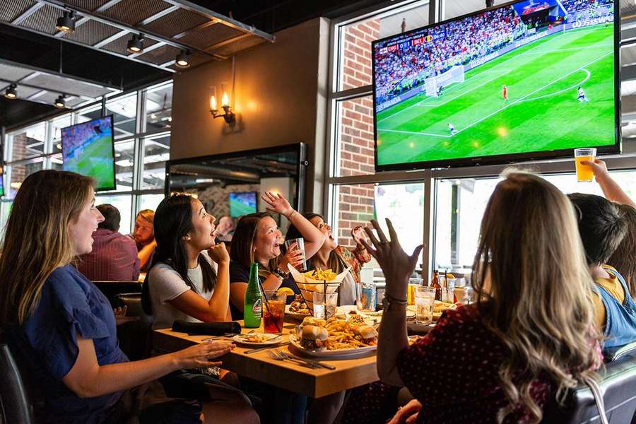 sports bars san antonio riverwalk