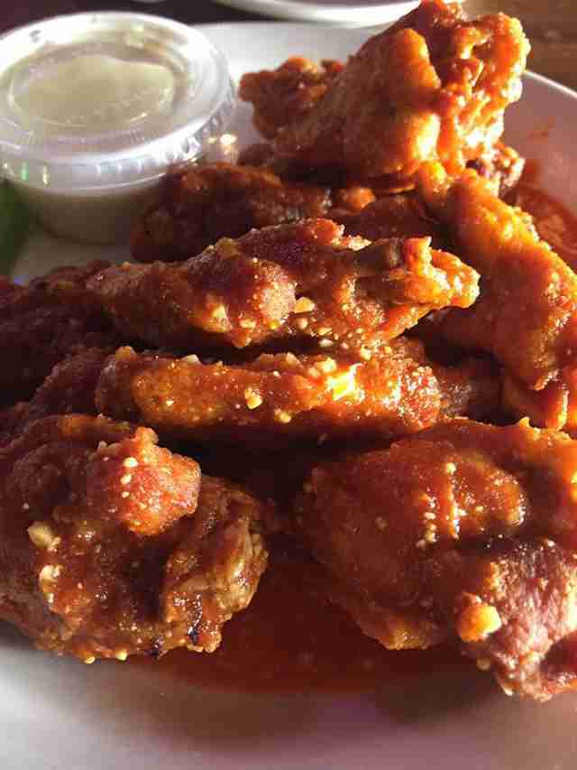 Best Chicken Wing Restaurants in America Right Now - Thrillist