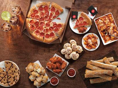 Pizza Hut Launches $5 Lineup Menu: Every Item on the New Value Menu ...