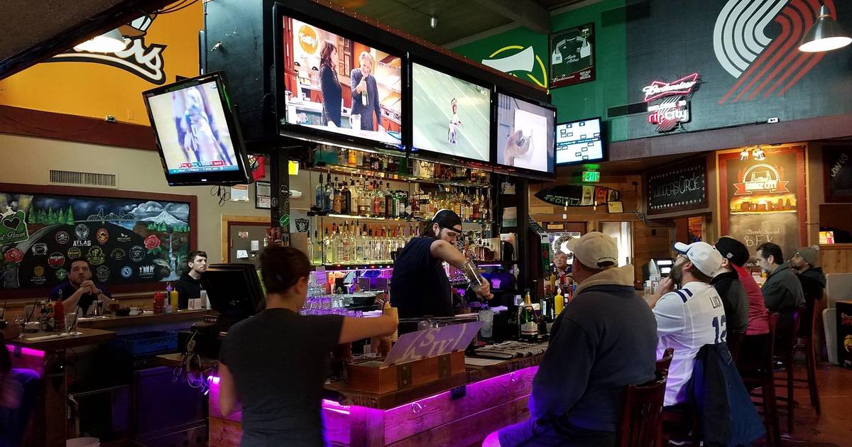 Sports bar in Portland, Oregon dedicated to playing women's sports