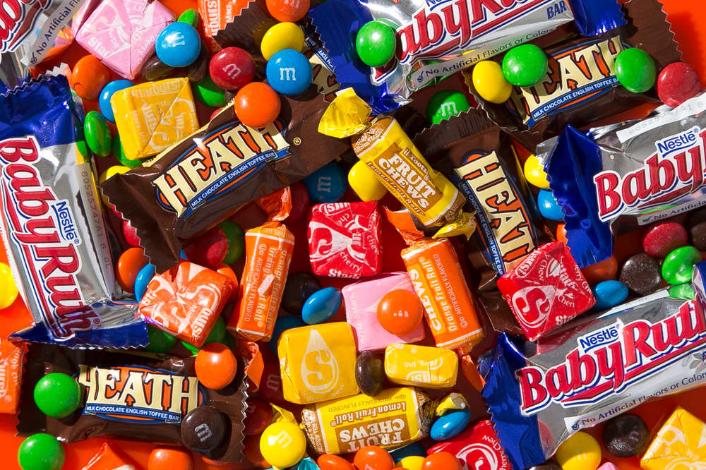 Best Halloween Candy Ever Ranked What You Should Give Out This Year Thrillist