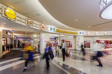 Best Food And Restaurants At The Philadelphia International Airport ...