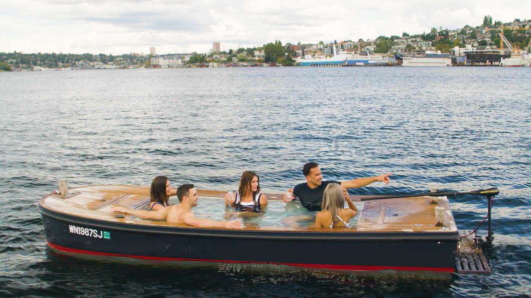 Seattle S Hot Tub Boats Are The Best Way To See The City Thrillist