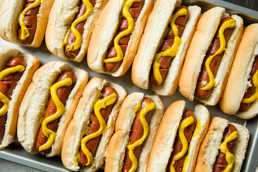 Oscar Mayer Says Hot Dogs Are Sandwiches & Opens Complaints Hotline ...