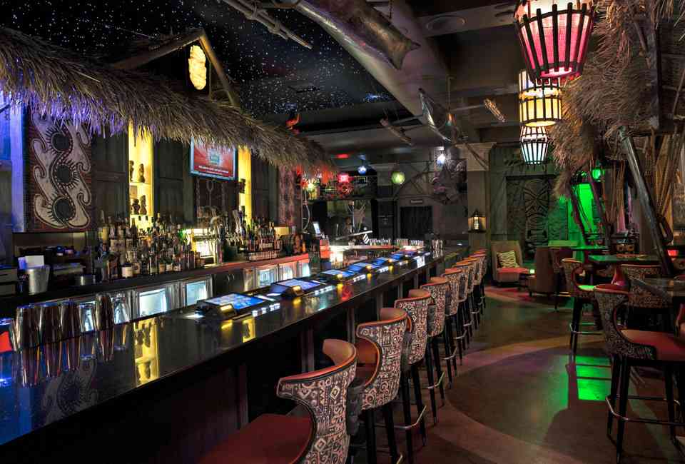 Best Speakeasies In Las Vegas Secret Bars To Drink At Right Now