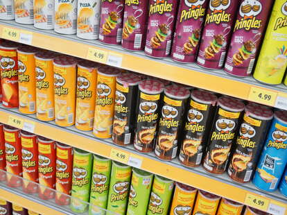 Woman Jailed for Opening Pringles in Store Before Paying - Thrillist
