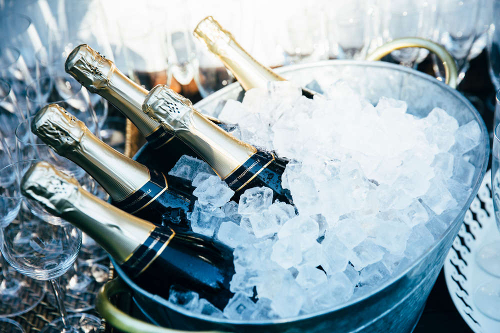 Best Cheap Champagne Good Champagne That S Under 15 Thrillist