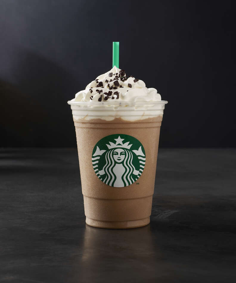 Starbucks Black and White Mocha Collection Returns for the End of 2018 ...