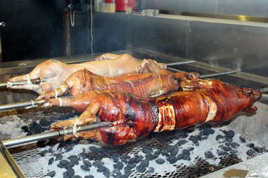 Lechon pork roasted roasting whole