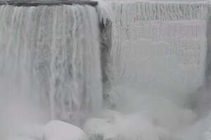 U.S. Cold Snap Freezes Parts of Niagara Falls 