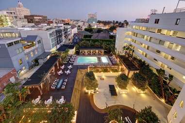 Hotel Shangri-La