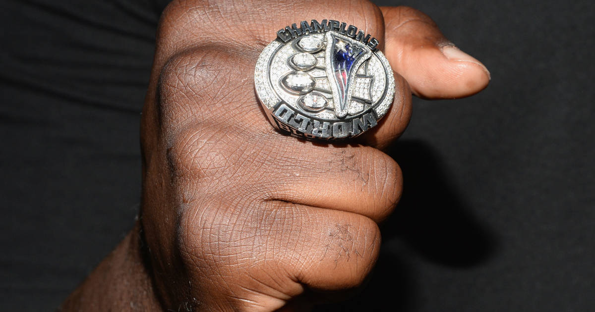 How Much is a Super Bowl Ring Worth? The Cost of Super Bowl 53 Rings -  Thrillist