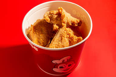 jollibee chickenjoy fried chicken