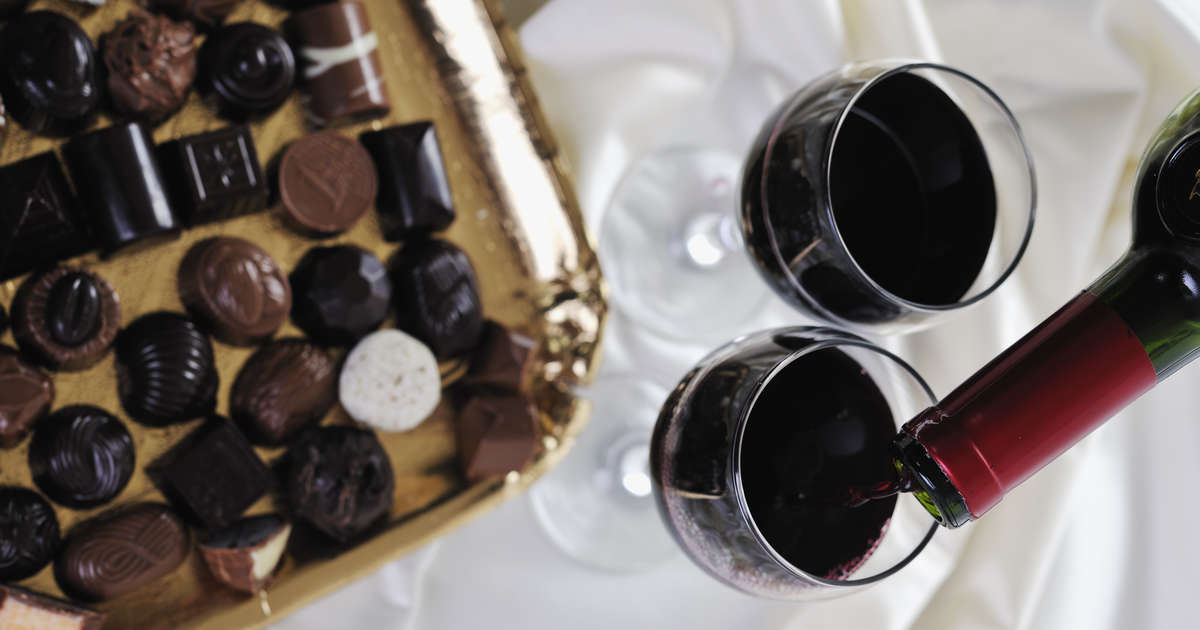 Best Wine and Chocolate Pairings for Valentine's Day 2019 Thrillist