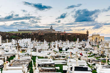 Santa Maria Magdalena de Pazzis Cemetery