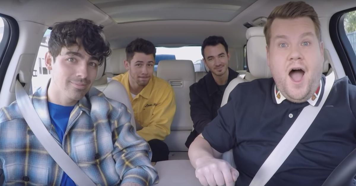 The Jonas Brothers Carpool Karaoke The Band Reunites With James Corden Thrillist