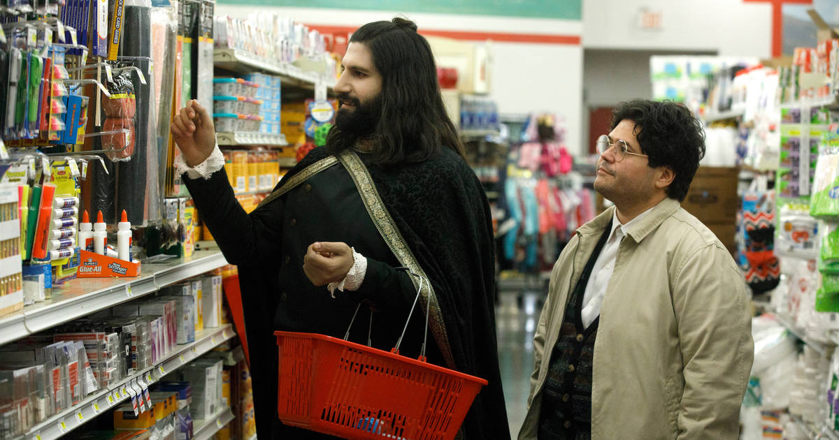 What We Do In The Shadows Taika Waititi Talks Adapting The Tv Series Thrillist