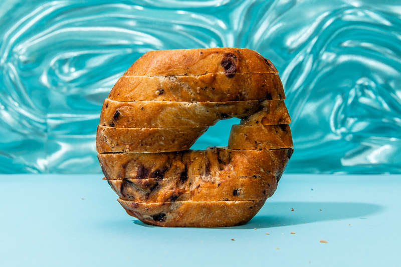 Slicing Bagels Like Bread Is Actually a Good Thing & You Should Try It - Thrillist