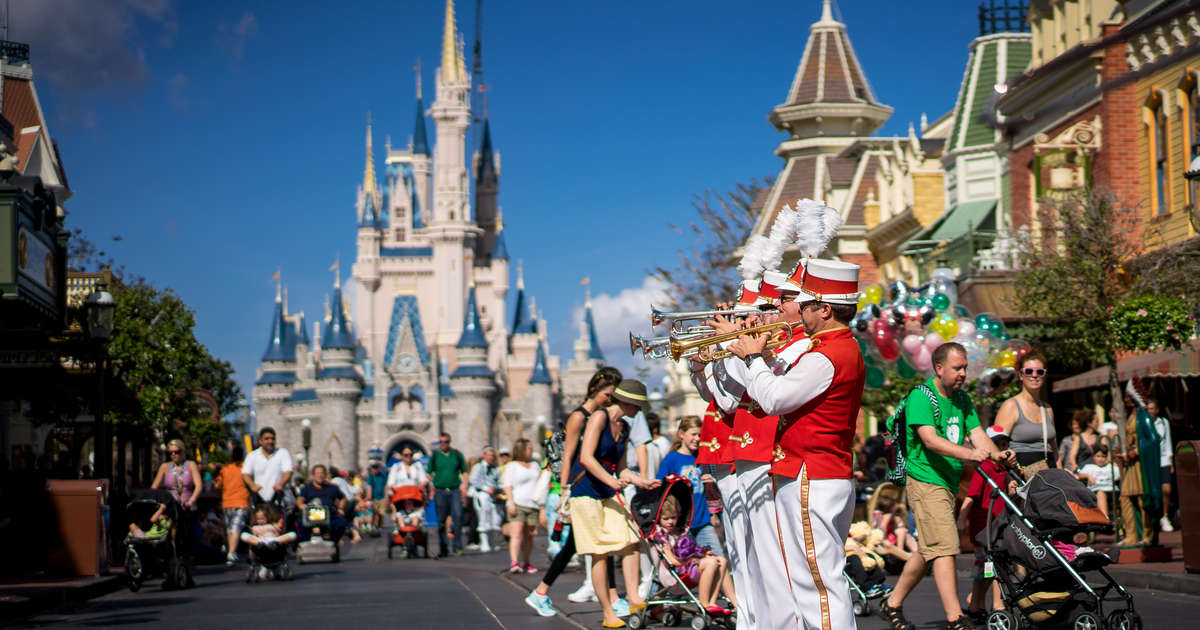 disney to ban strollers