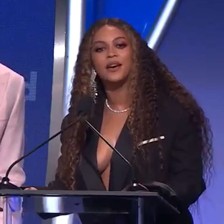 Beyoncé Honored Late Uncle With Hiv At Glaad Awards Nowthis