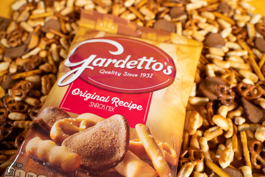 Gardetto's Snack Mix The Best Snack Out of the Midwest Thrillist