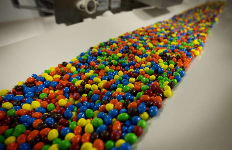 Mars Wrigley Internship Get Free Candy for a Year With This Sweet Job(01)