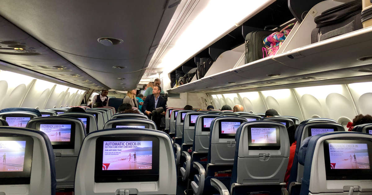 Delta Is Reducing How Far Seats Recline On Entire A320 Fleet - Thrillist