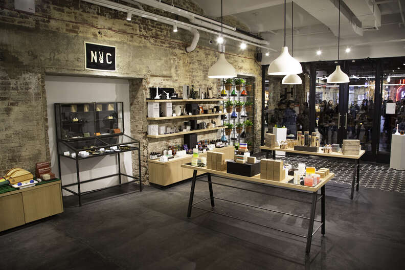 Best Smoke Shops and Head Shops in NYC Worth Your Time - Thrillist Best Smoke Shops and Head Shops in NYC Worth Your Time - Thrillist