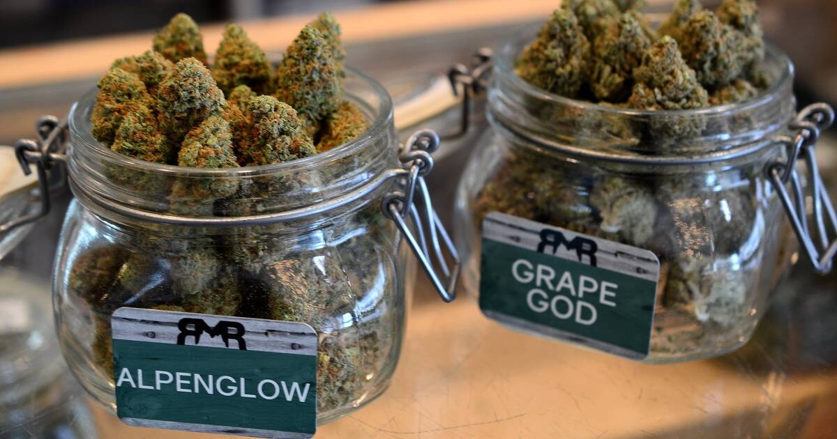 Best Recreational Marijuana Dispensaries in Colorado: Where to Buy Legal  Weed - Thrillist