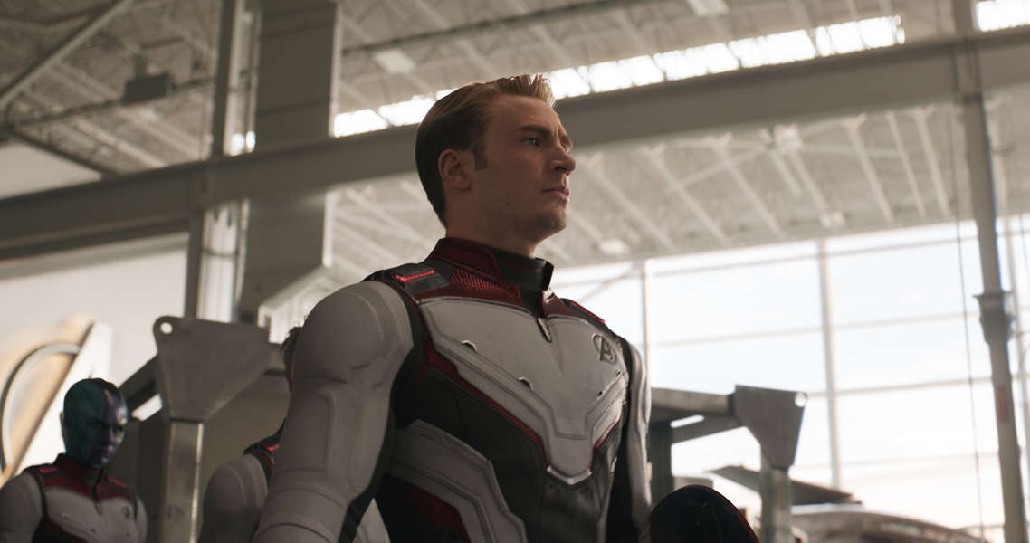 Avengers Endgame Review Newest MCU Movie Is an Emotional Thrill Ride Thrillist