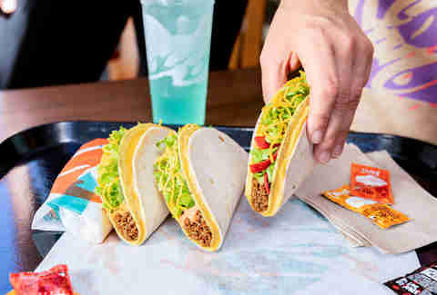 Taco Bell Adds New $5 Grande Nachos Boxes To Nationwide Menu - Thrillist