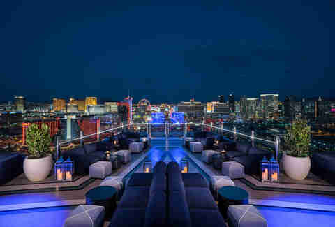 Best Rooftop Bars In Las Vegas Where To Drink With A Vegas Strip