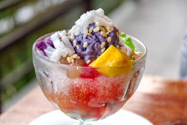 halo halo filipino dessert beans ube ice cream coconut topping chestnuts water shaved ice