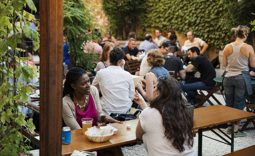 Best Outdoor Beer Gardens In Nyc And Brooklyn To Drink At This