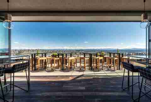 Best Rooftop Bars In Seattle Where To Drink With A View This