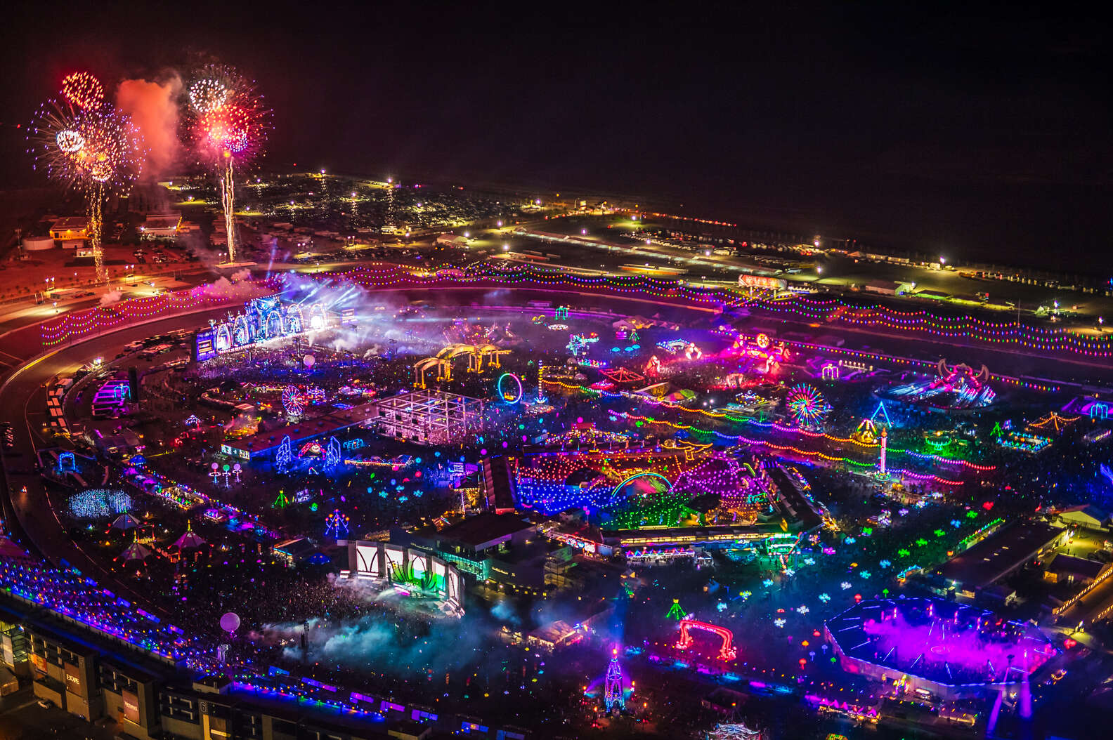 Electric Daisy Carnival Las Vegas 2019: Lineup, Dates & Tips for EDC ...