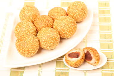 sesame balls seed seeds dim sum dessert lotus root paste