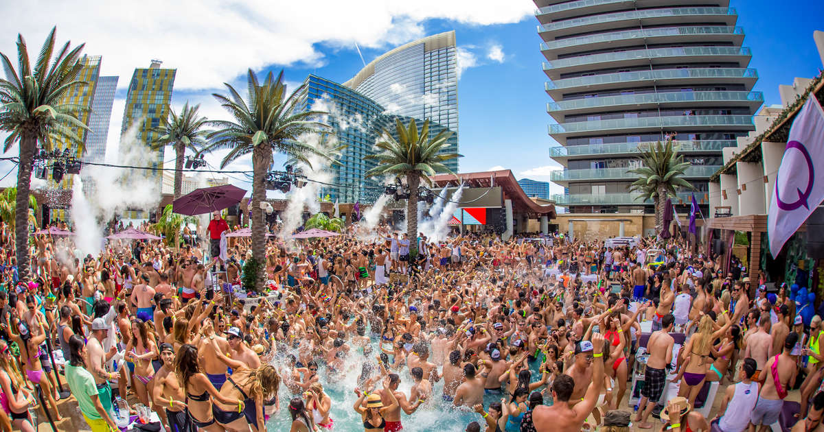 Topless Beach Hard Rock - Best Las Vegas Pool Parties 2019: Dayclubs to Cool Off at ...