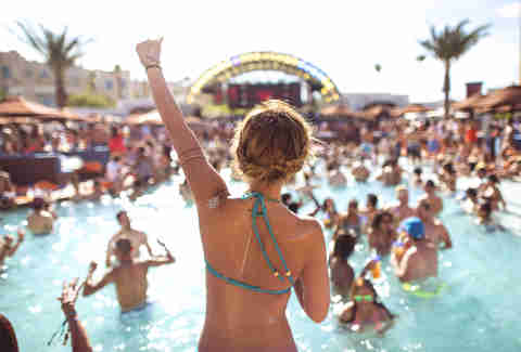 Topless Beach Club - Best Las Vegas Pool Parties 2019: Dayclubs to Cool Off at ...