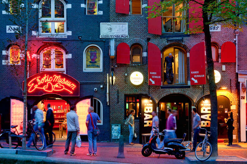 Amsterdam's Red Light District New Tour Ban: Sex Workers React to Ban - Thrillist