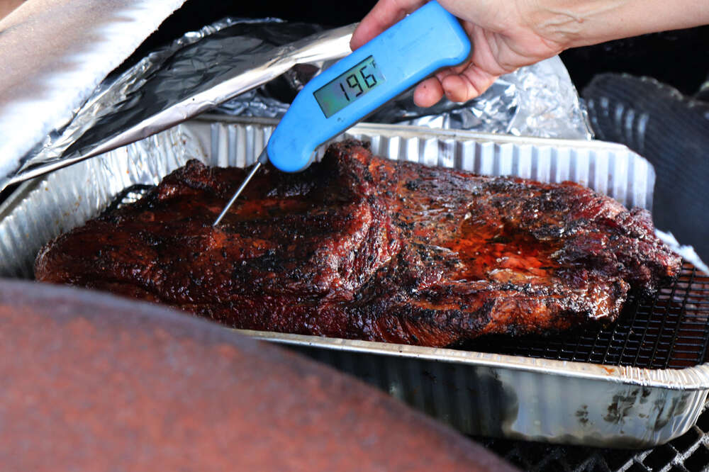 How to Smoke Meat: Pitmasters Give Tips & Tricks to Smoking Meat at Home -  Thrillist