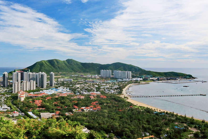 Visit Hainan: Things to Know Before Traveling to the Hawaii of China -  Thrillist