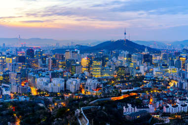 Sunrise scene of Seoul downtown